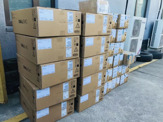 L'unità EMC DAE D4123F D3123F D4122F D3122F