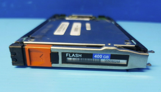 005050258 SSD 3,5 4G di stoccaggio Vmax250f 400G del Tutto flash di Dell Emc Vmax 250f 528 BPS